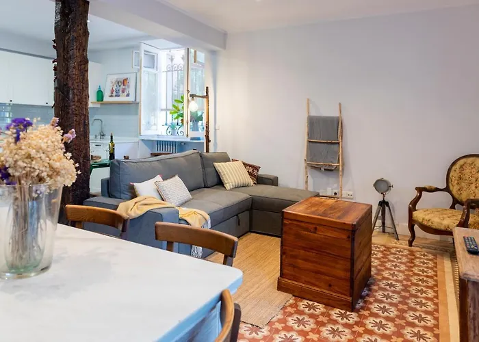 Villa colonial Jardin Algorta centro Puerto Viejo